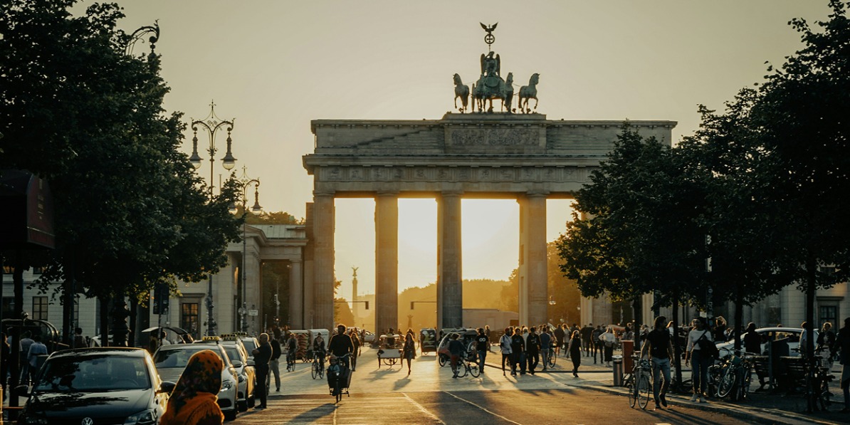 März: Deutschland macht ernst