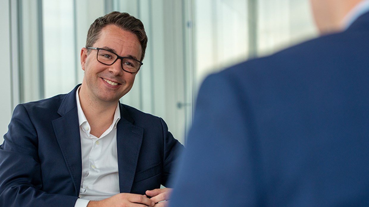 Support roles at Rothschild & Co