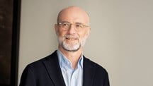 Head and shoulders photo of Emmanuel Roth