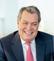 Head and shoulders photo of Robert Leitao