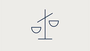 Icon of a balance scale, representing judgement, fairness and balanced decision-making.