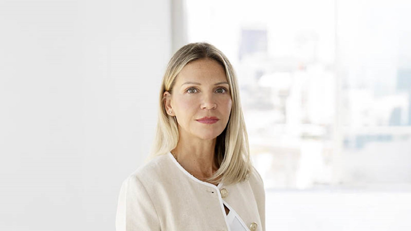 Headshot of Samantha Beach