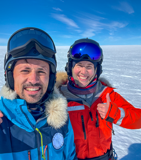 Matthieu Tordeur and glaciologist Dr. Heïdi Sevestre