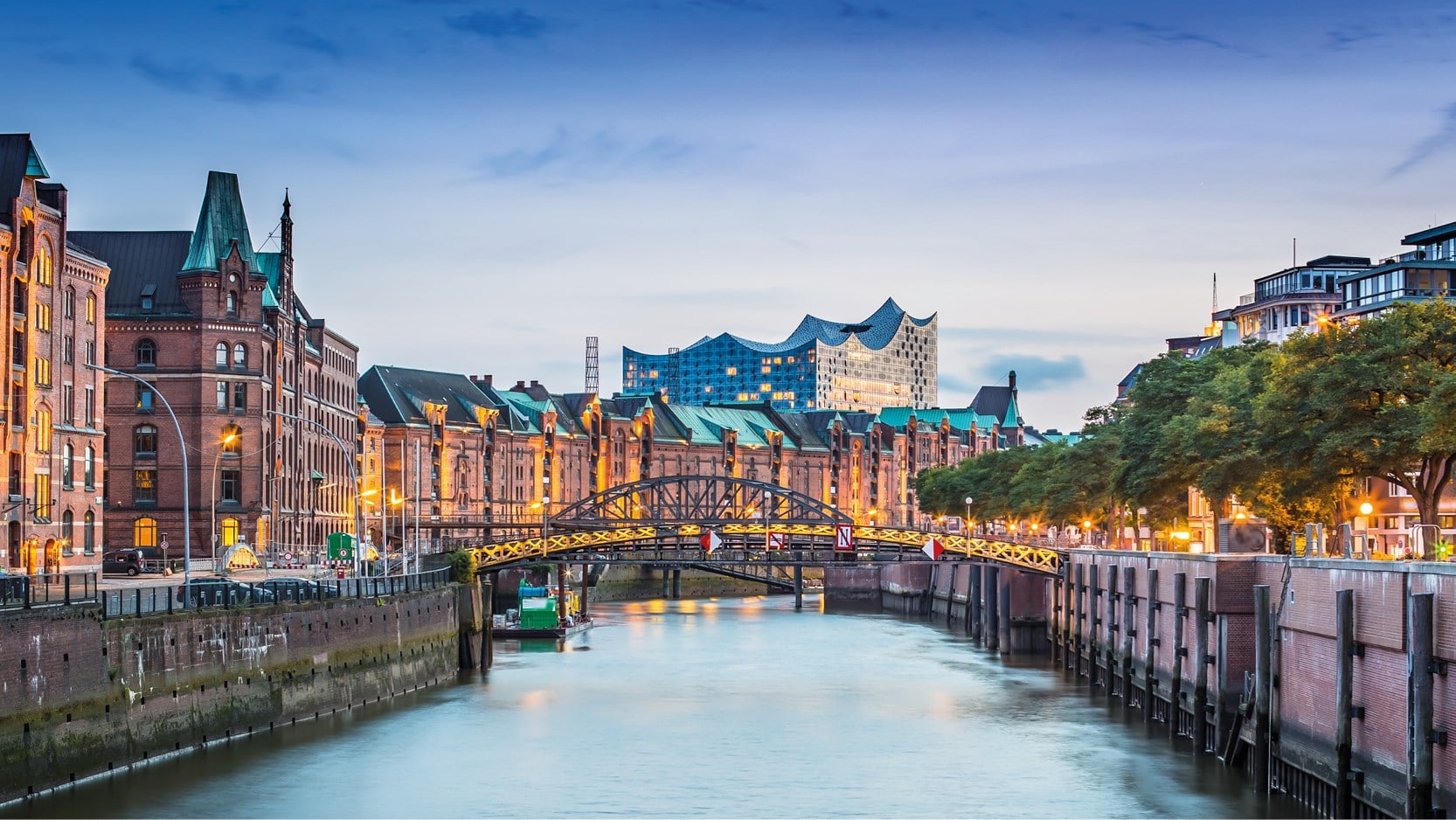 Hamburg skyline
