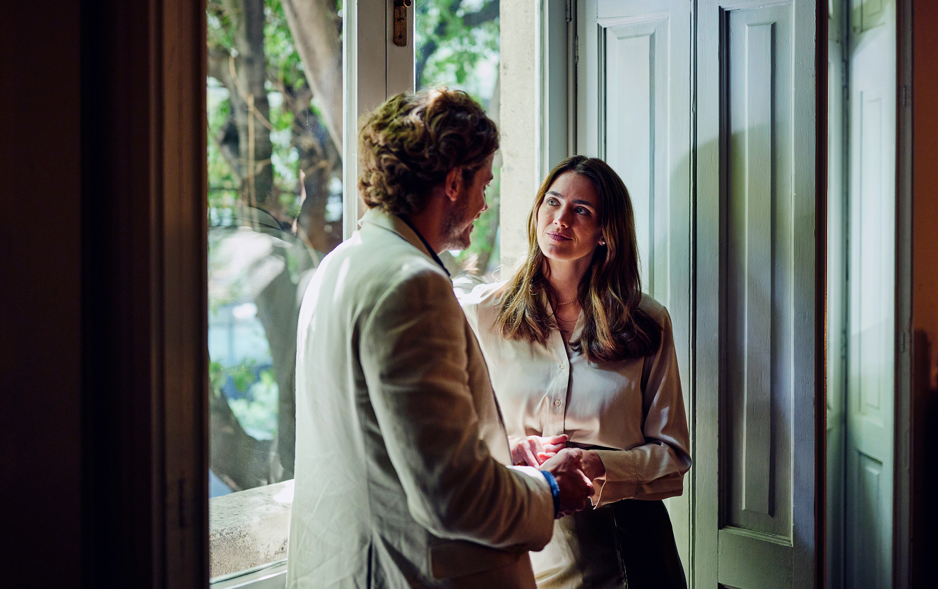 banking-and-financing-couple.png