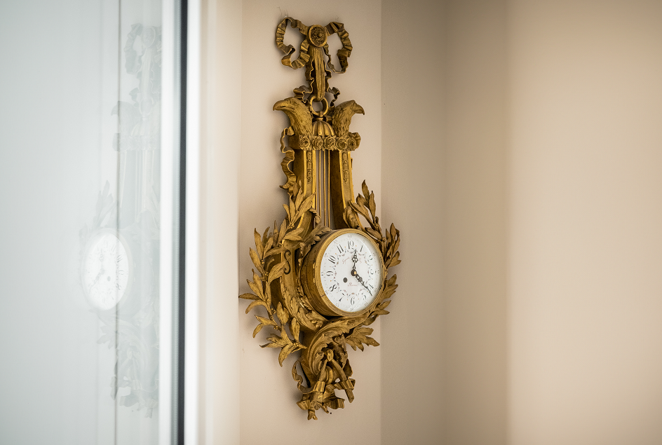 heritage-golden-clock.png