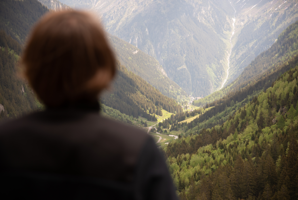 switzerland-valley-woman.png