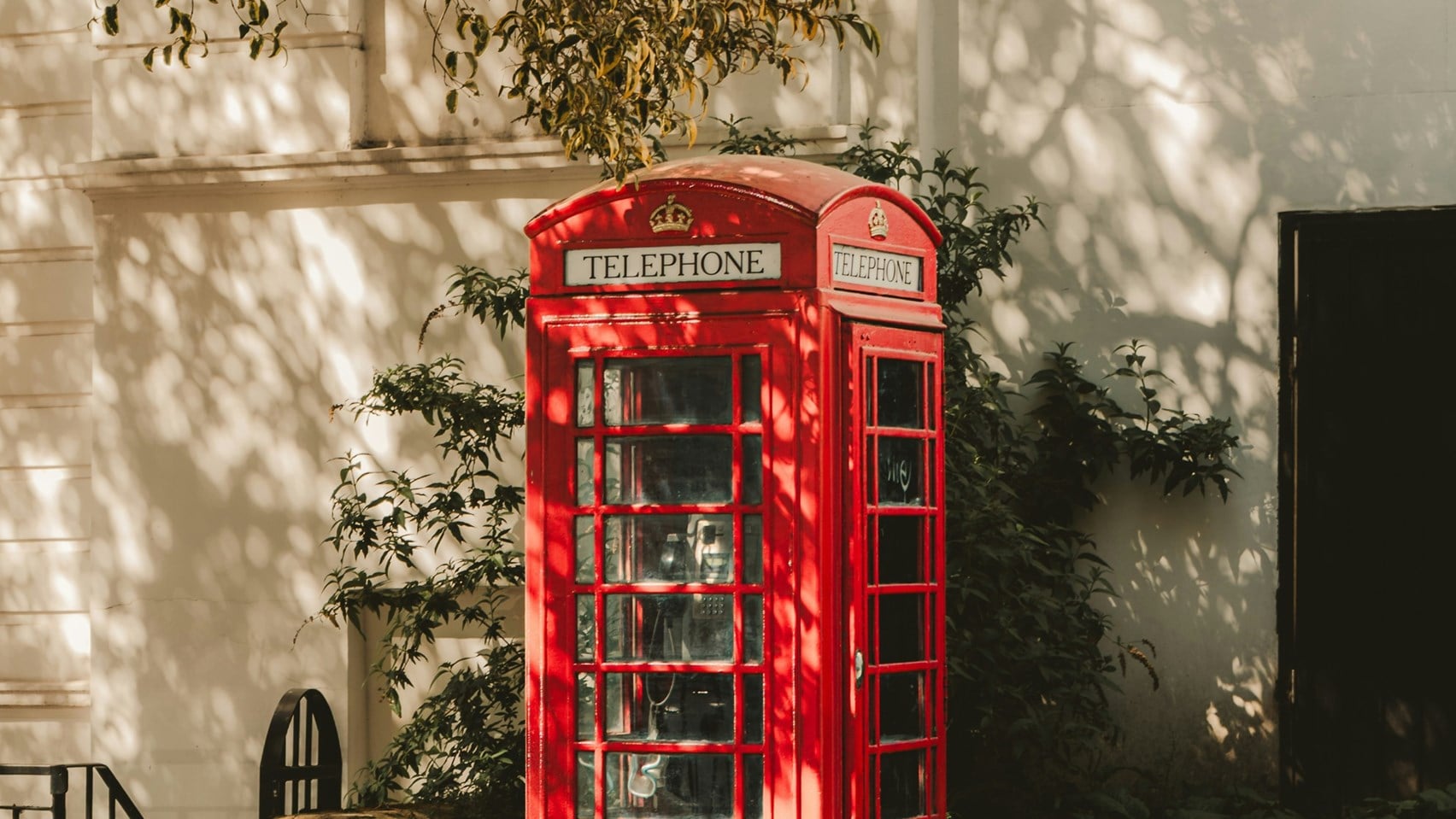 London telephone box
