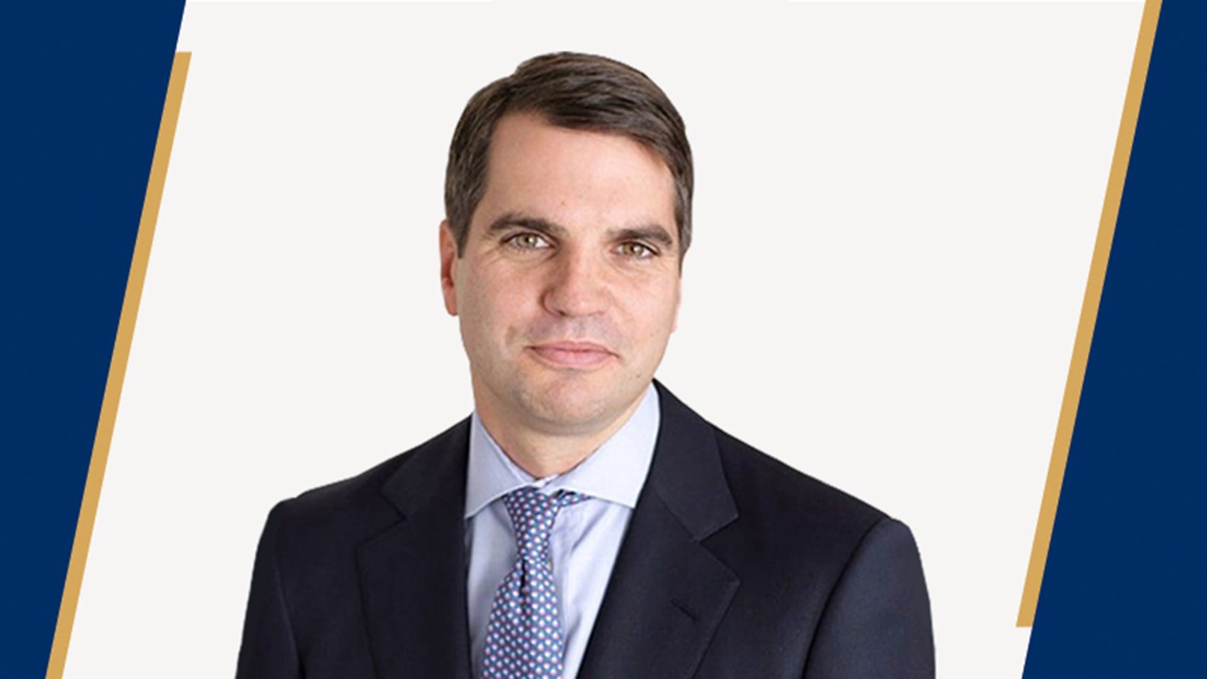 Headshot image of Andrew Yearley
